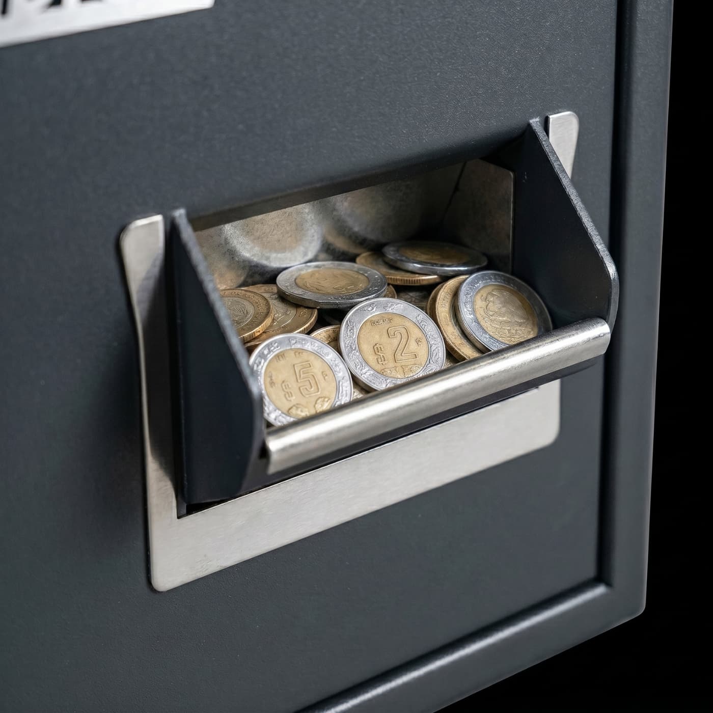 Reciclado automático de billetes y monedas